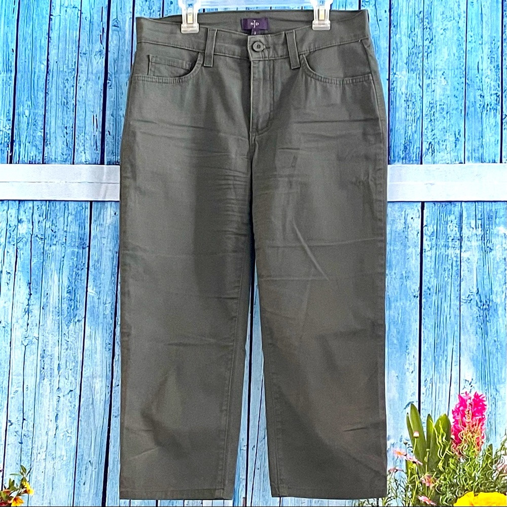 NYDJ Capri khakis